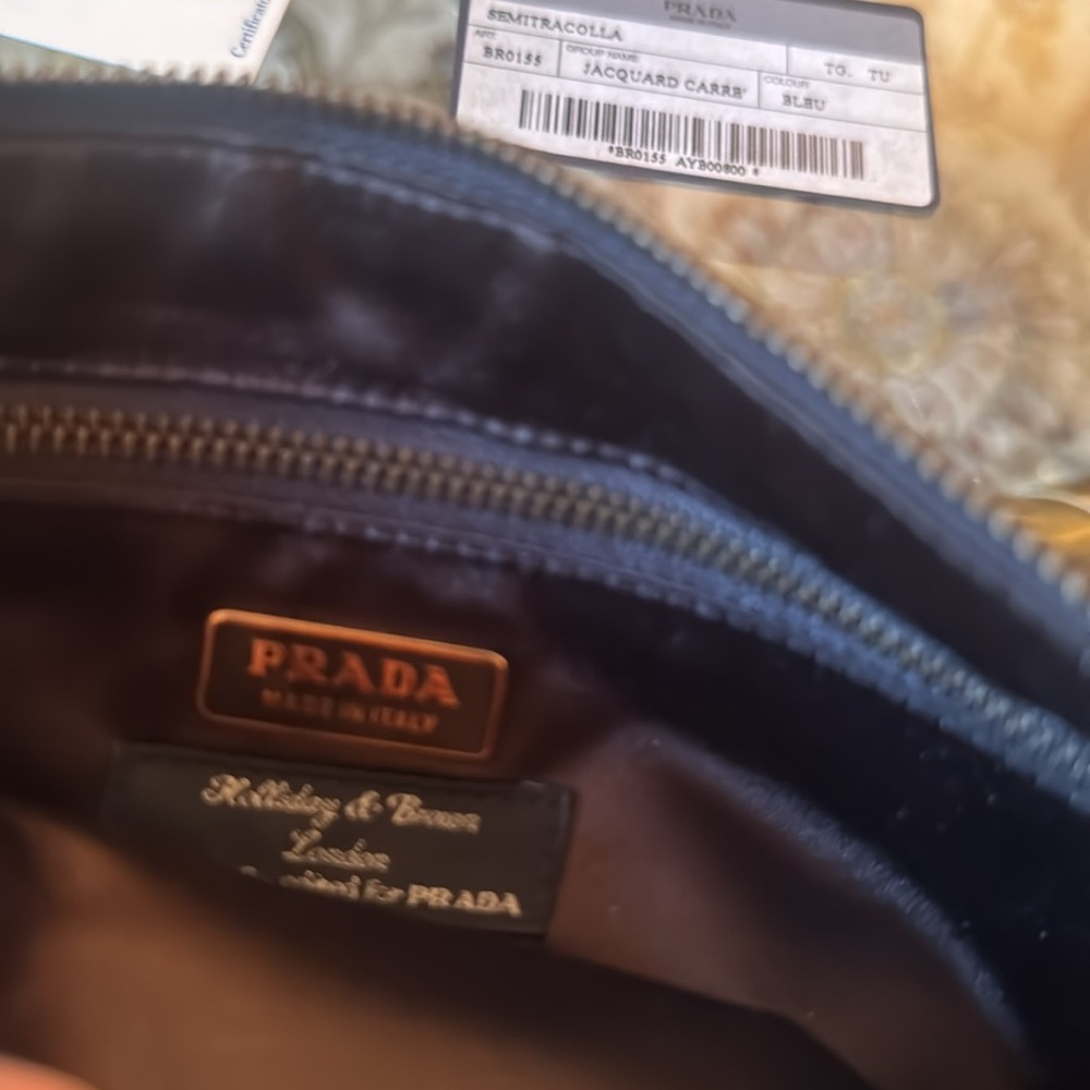 Prada holiday, and Brown re-ordered for Prada blue gold geometric design - Picture 8 of 15